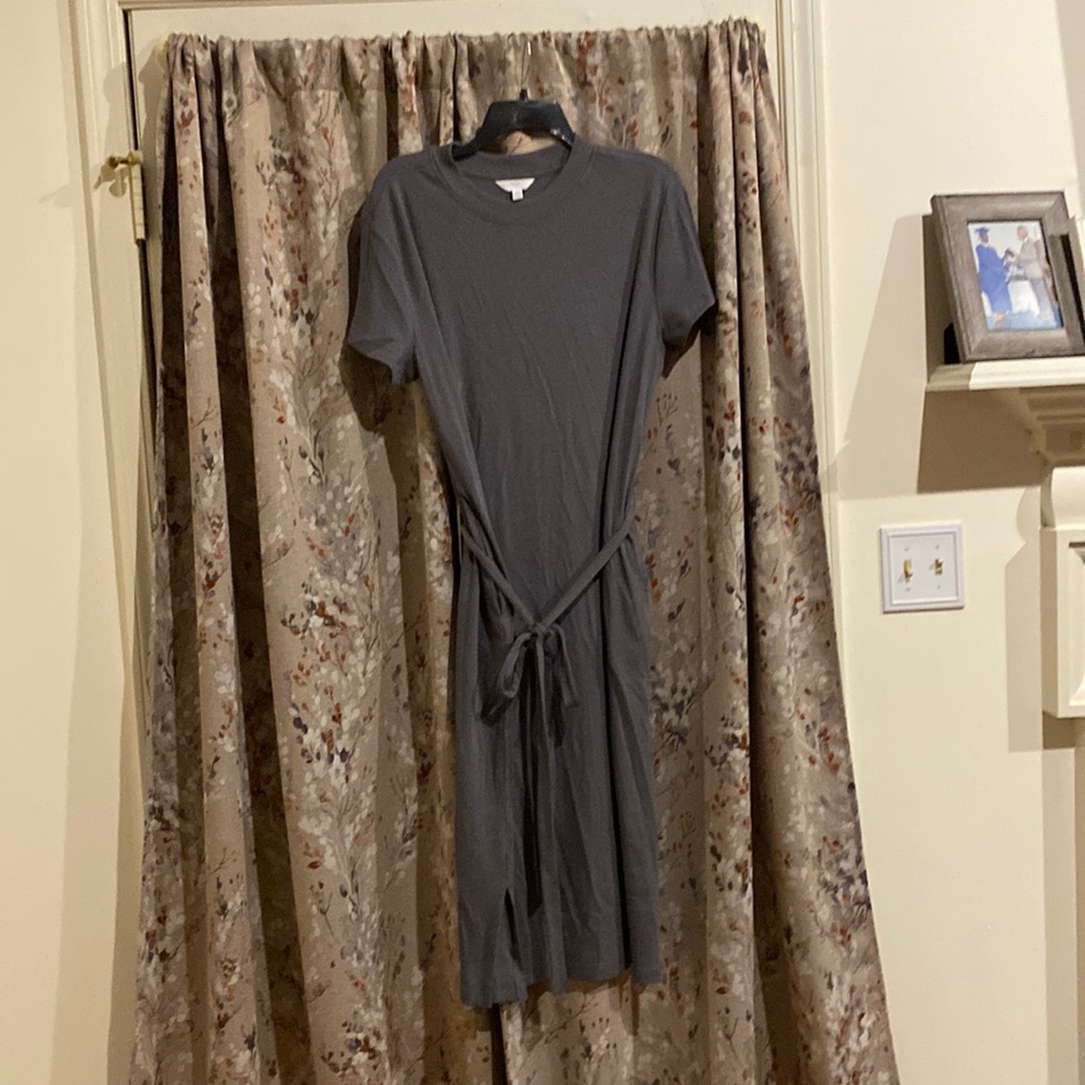 Gray dress white  pockets